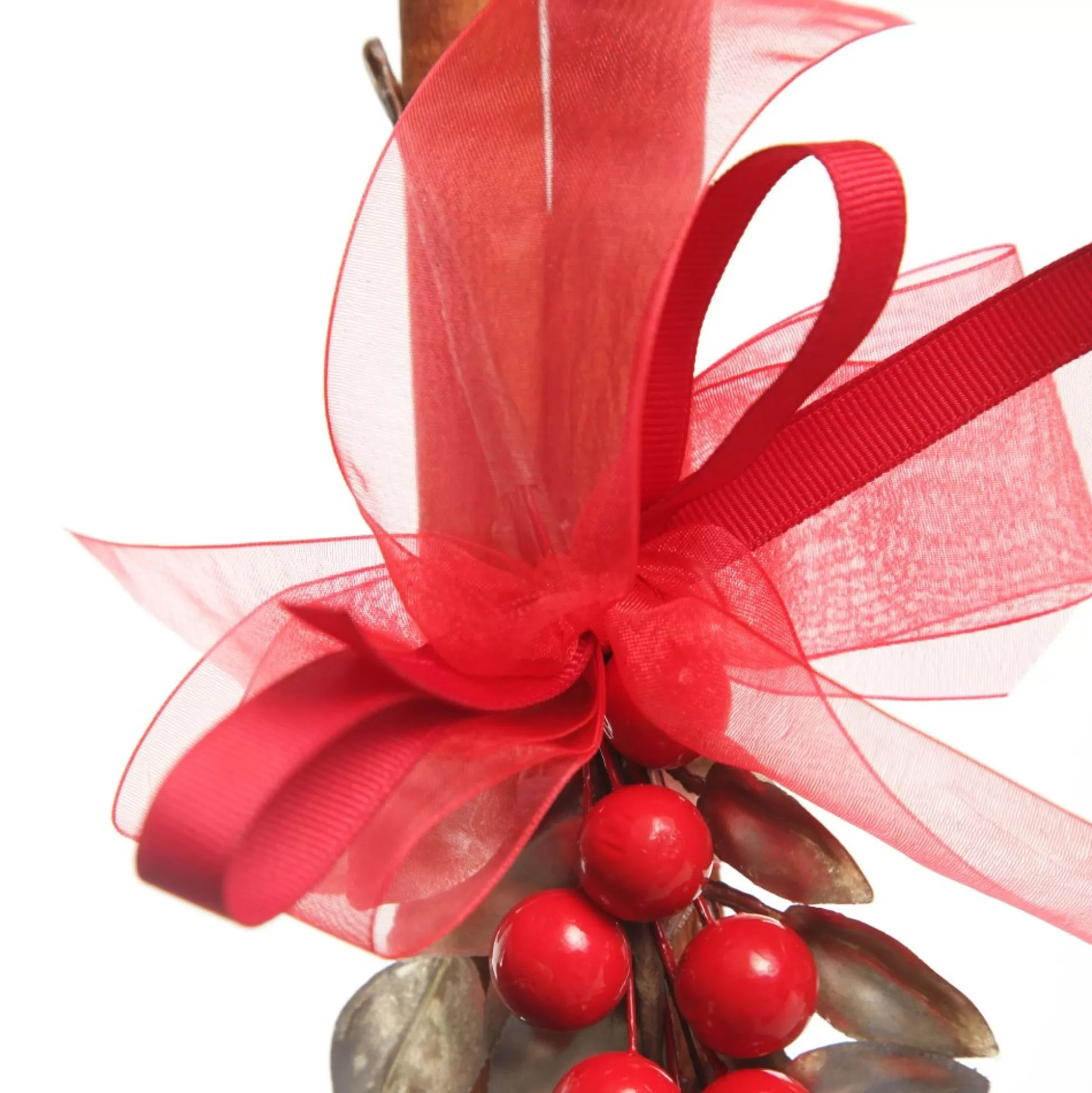 Christmas Cinnamon Stick Bunch with Red Berry with Gold Leaf Christmas Candles And Scents |