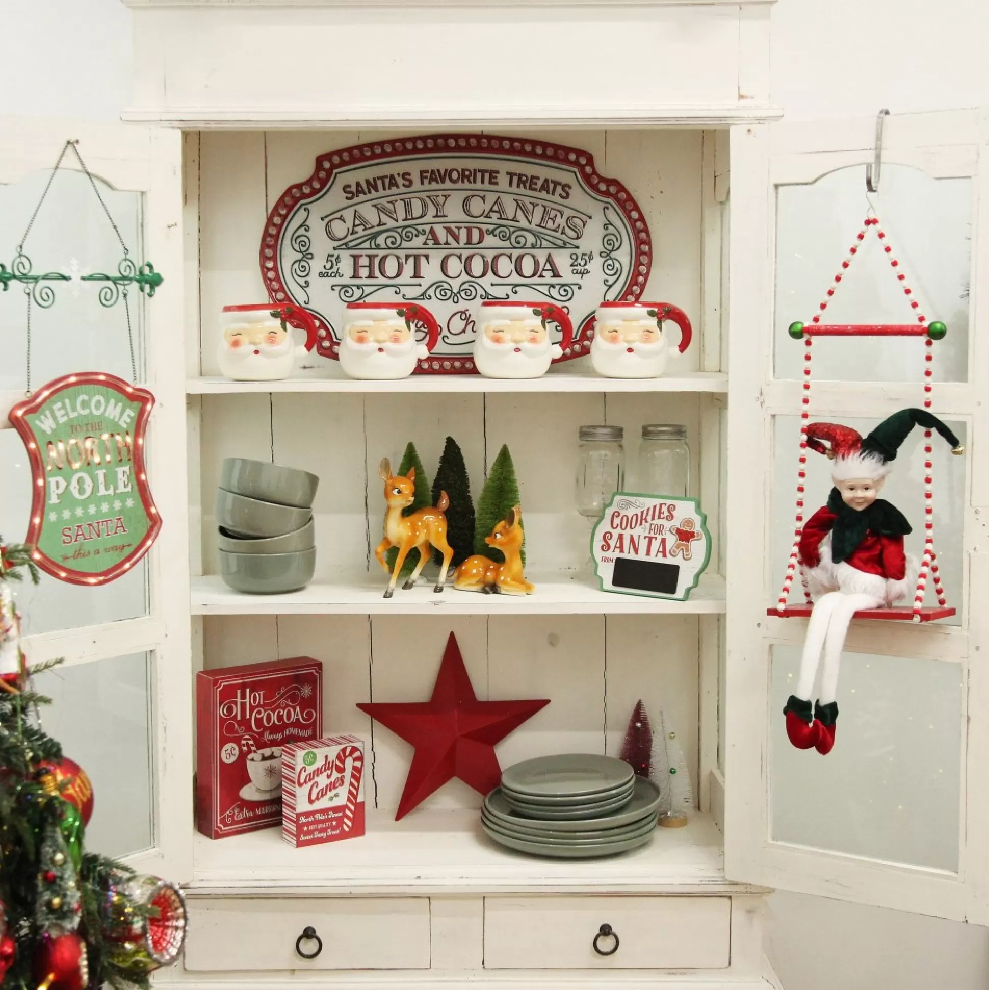 Cute Red and White Hanging Gift Box Christmas Decoration Christmas Tree Decorations |